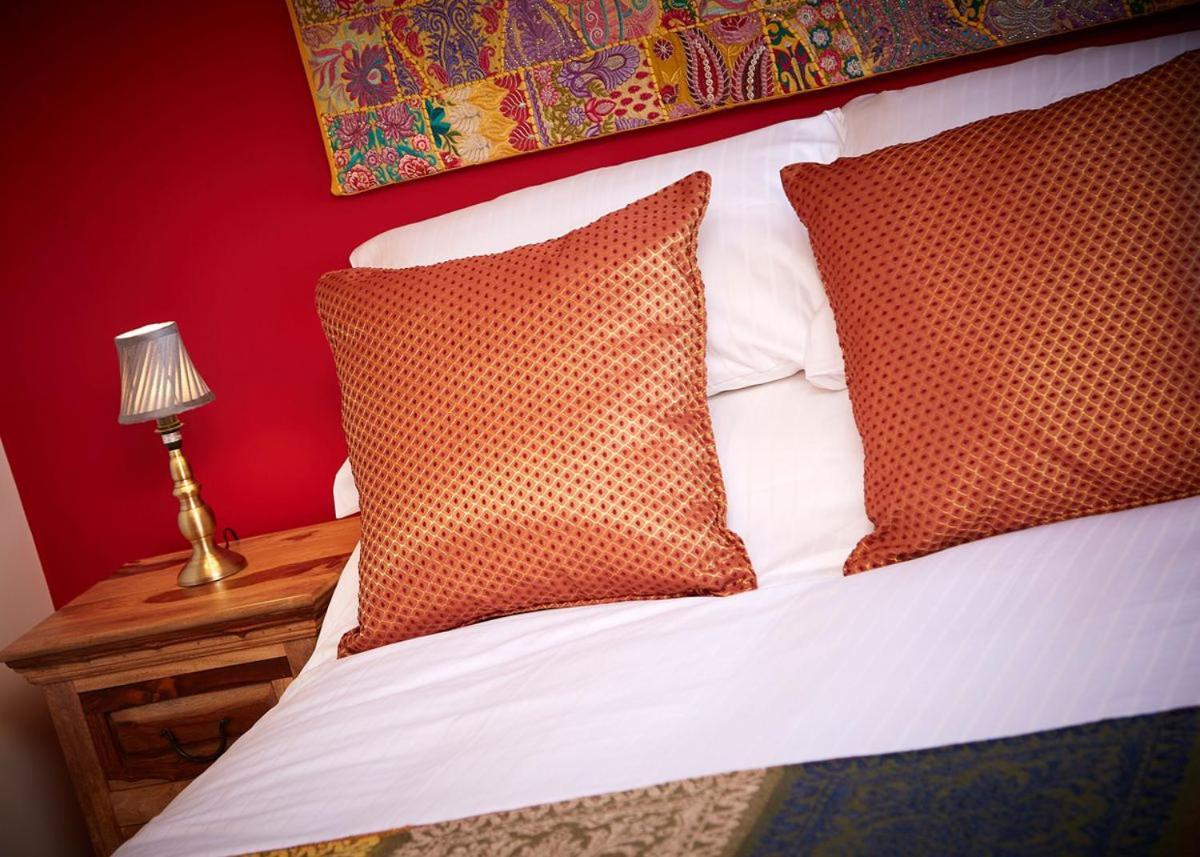 North Star Sanctum Hotel Garton ภายนอก รูปภาพ