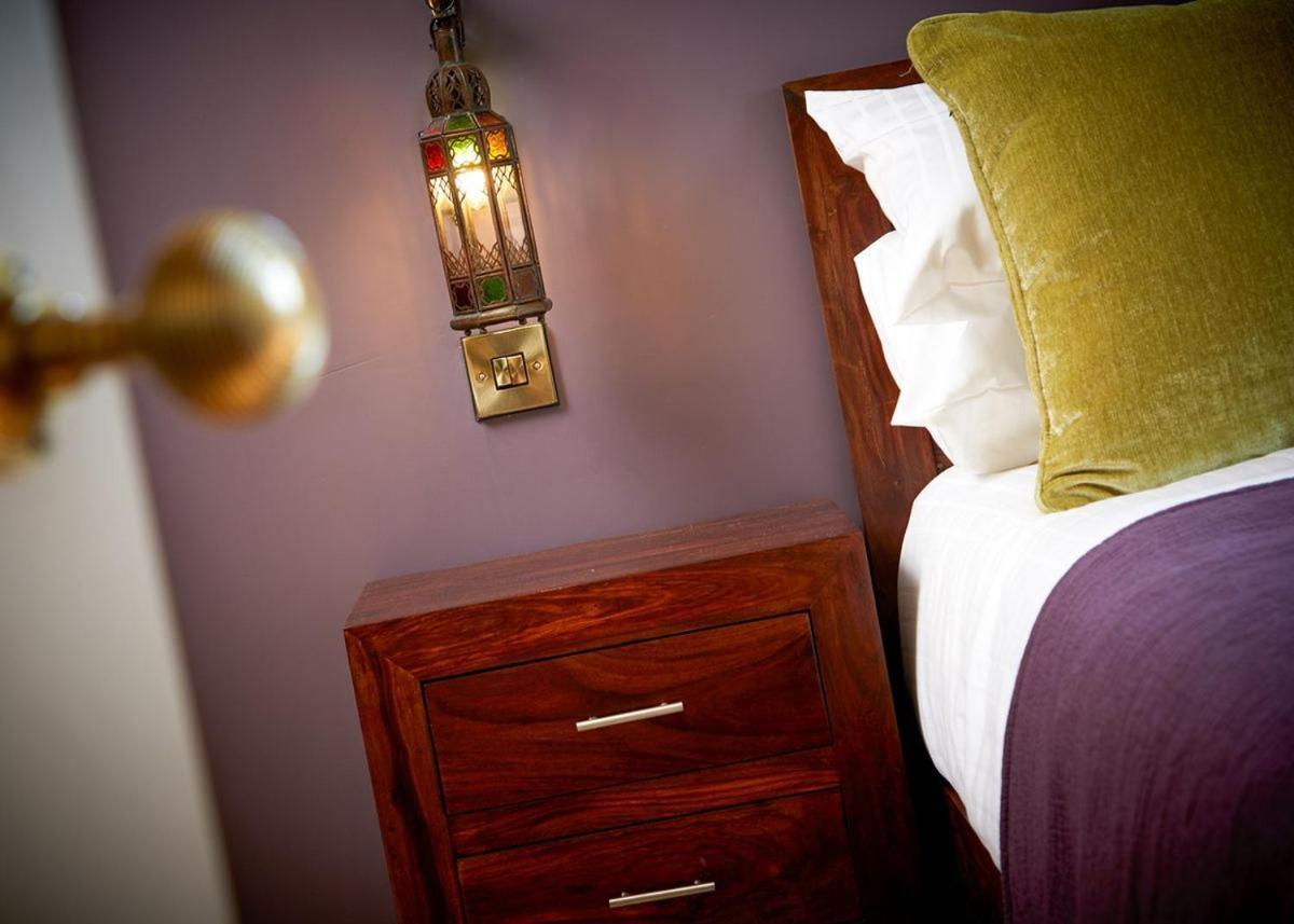 North Star Sanctum Hotel Garton ภายนอก รูปภาพ